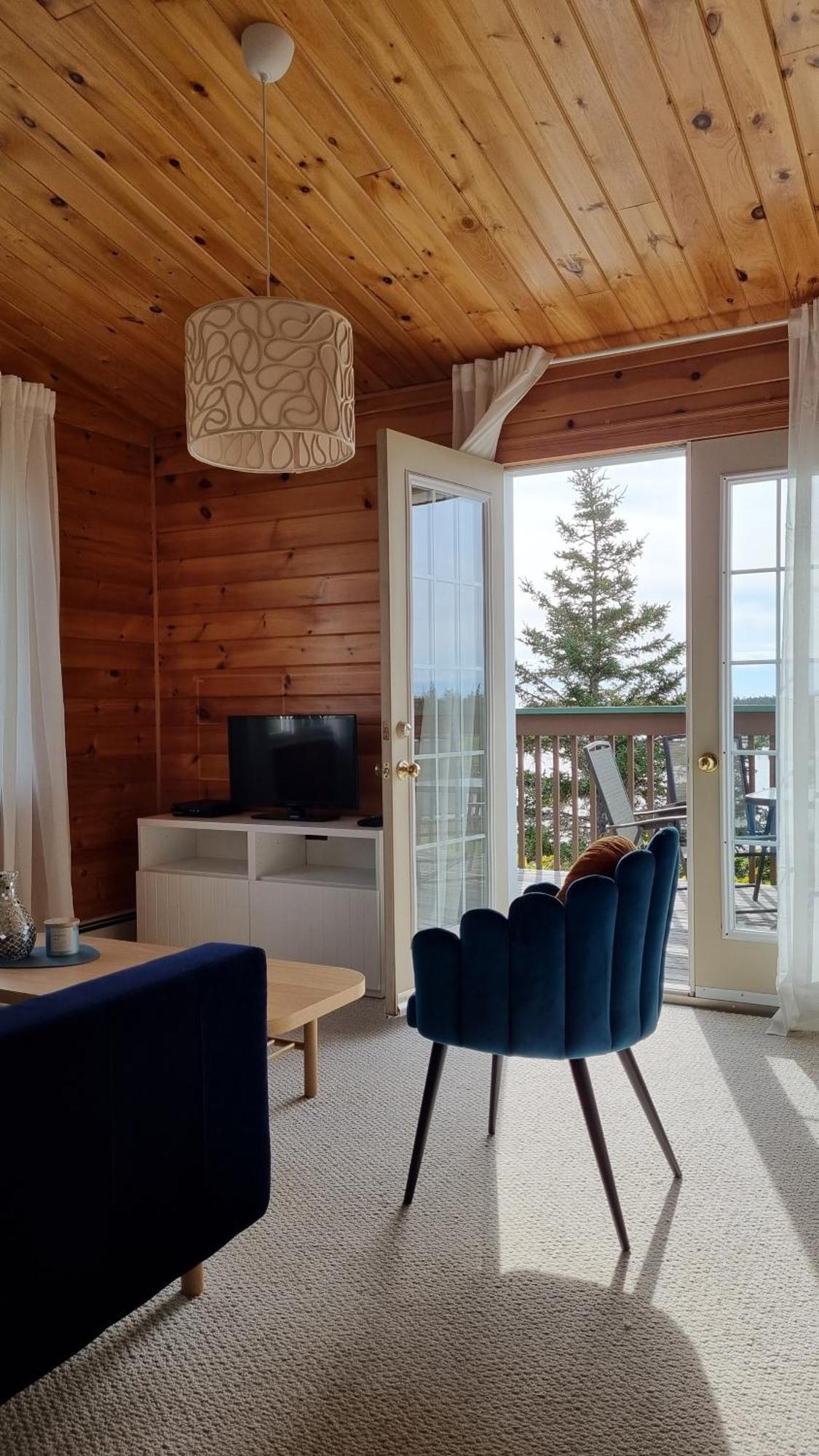 Oceanfront Apartments Port Dufferin Buitenkant foto
