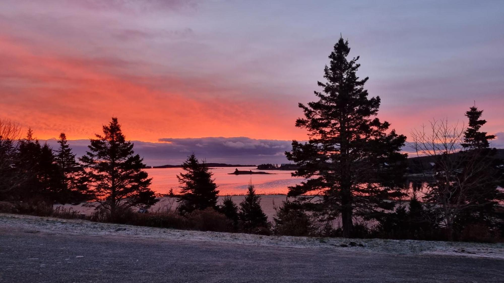 Oceanfront Apartments Port Dufferin Buitenkant foto