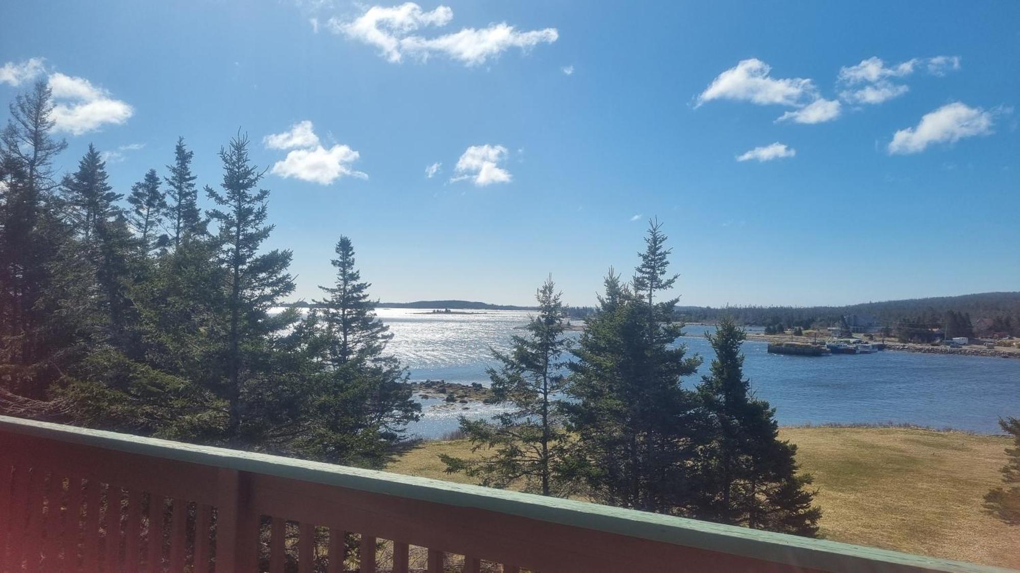 Oceanfront Apartments Port Dufferin Buitenkant foto